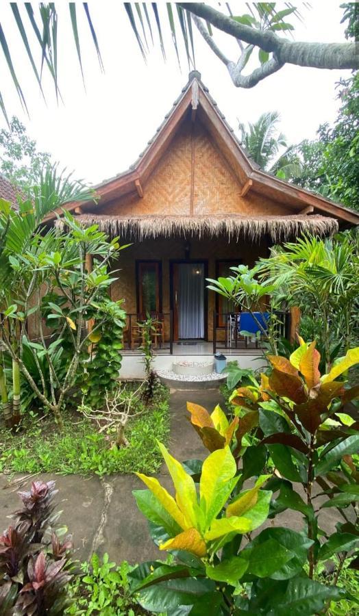 Kubu Artha Bungalow Nusa Penida Ped ภายนอก รูปภาพ