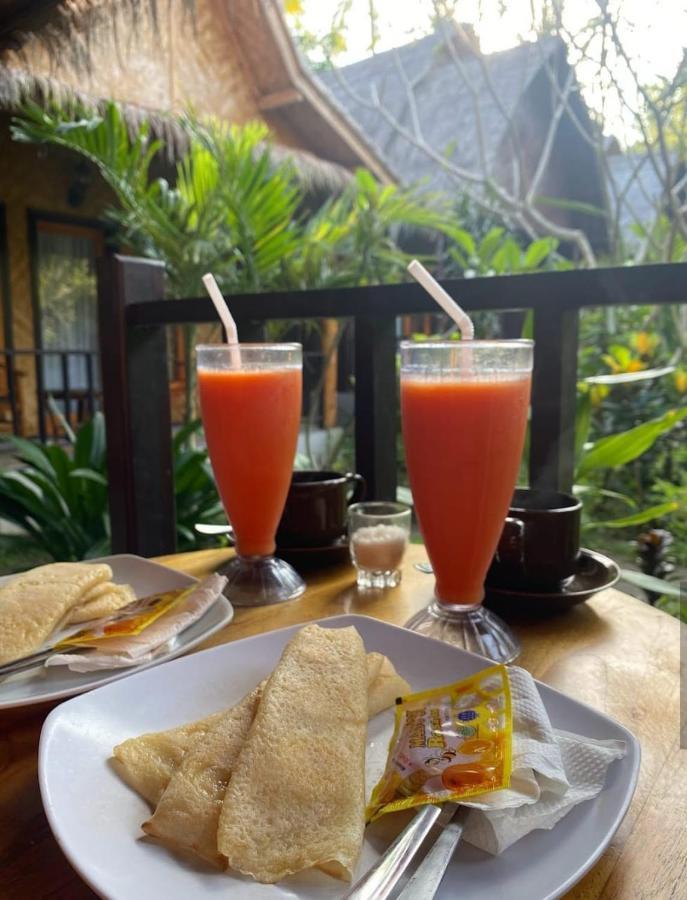 Kubu Artha Bungalow Nusa Penida Ped ภายนอก รูปภาพ