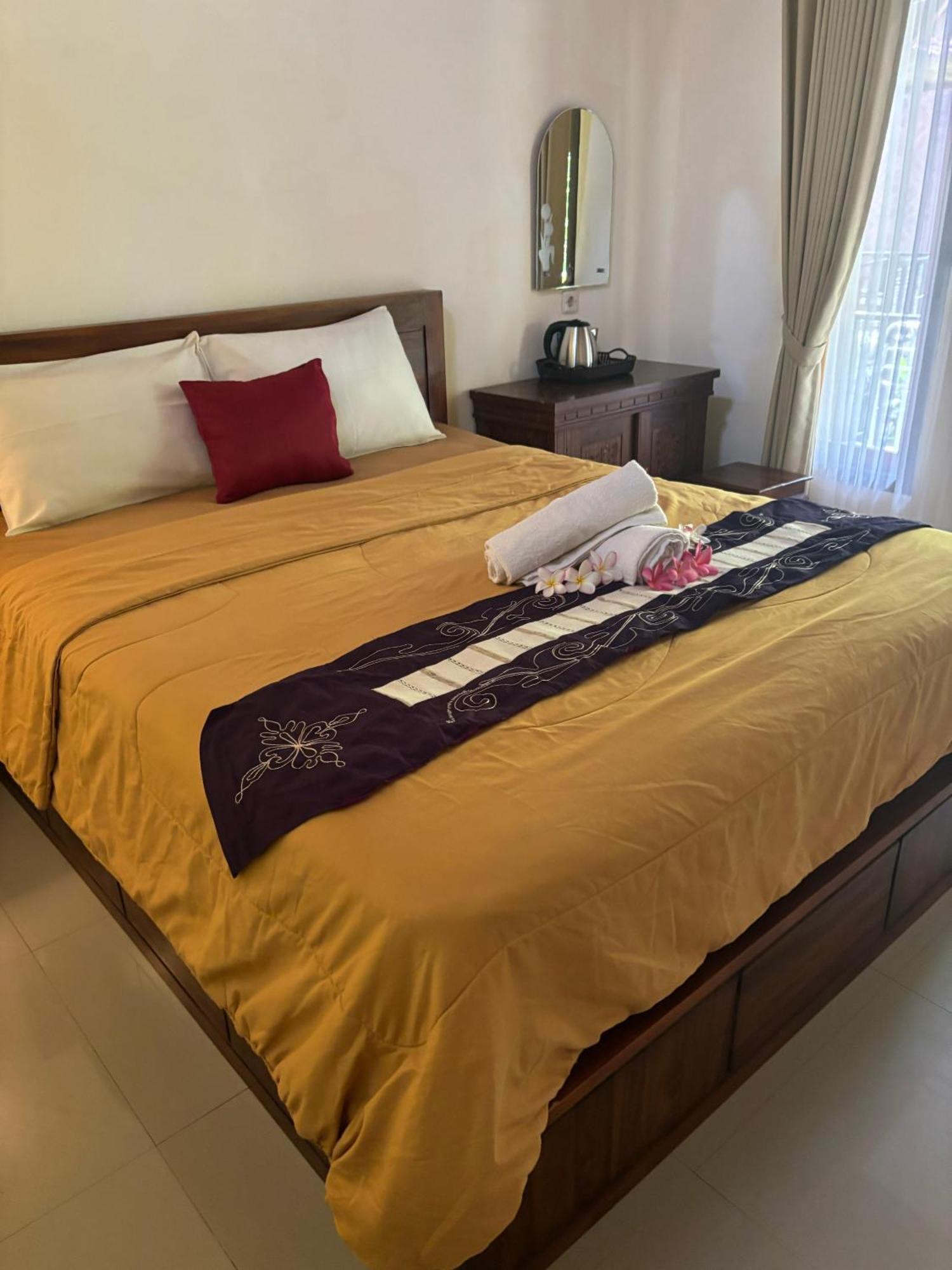 Kubu Artha Bungalow Nusa Penida Ped ภายนอก รูปภาพ