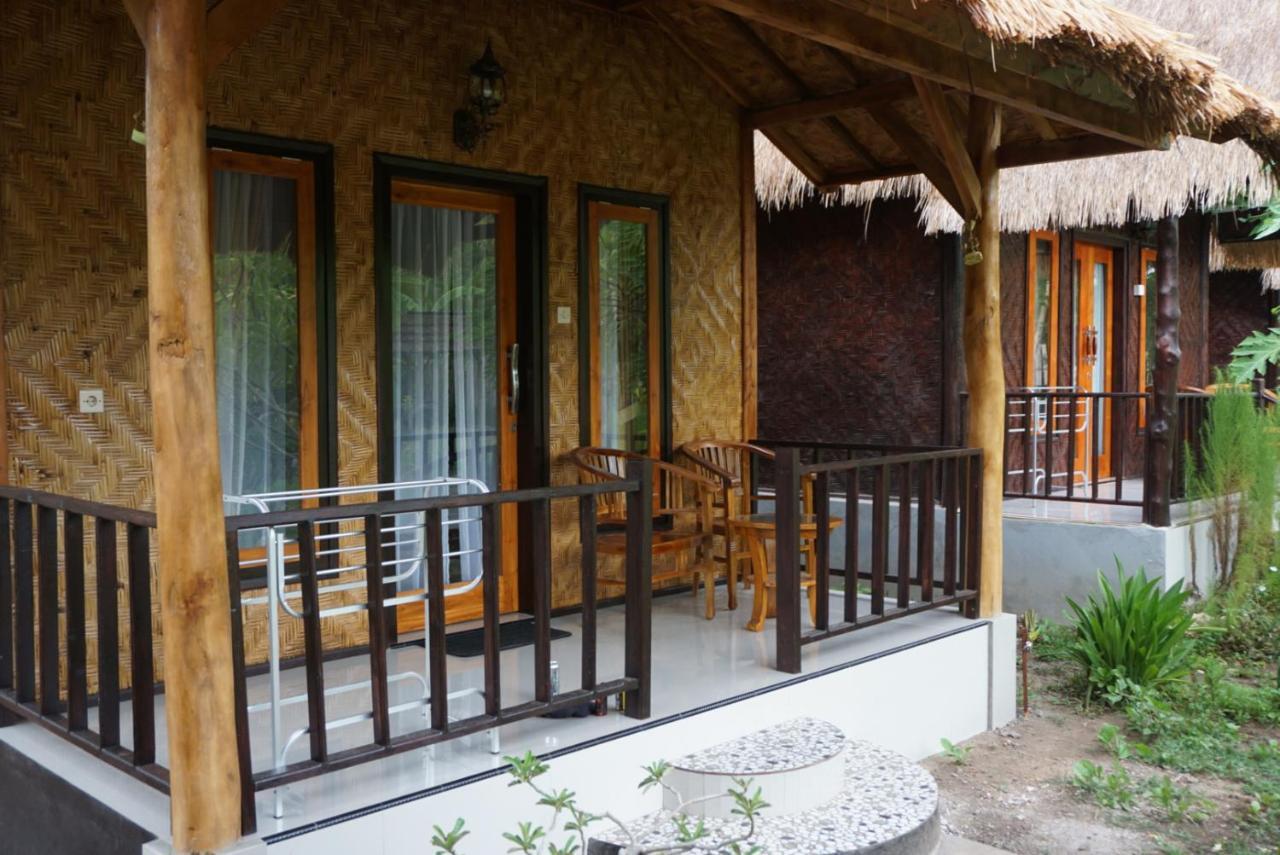 Kubu Artha Bungalow Nusa Penida Ped ภายนอก รูปภาพ
